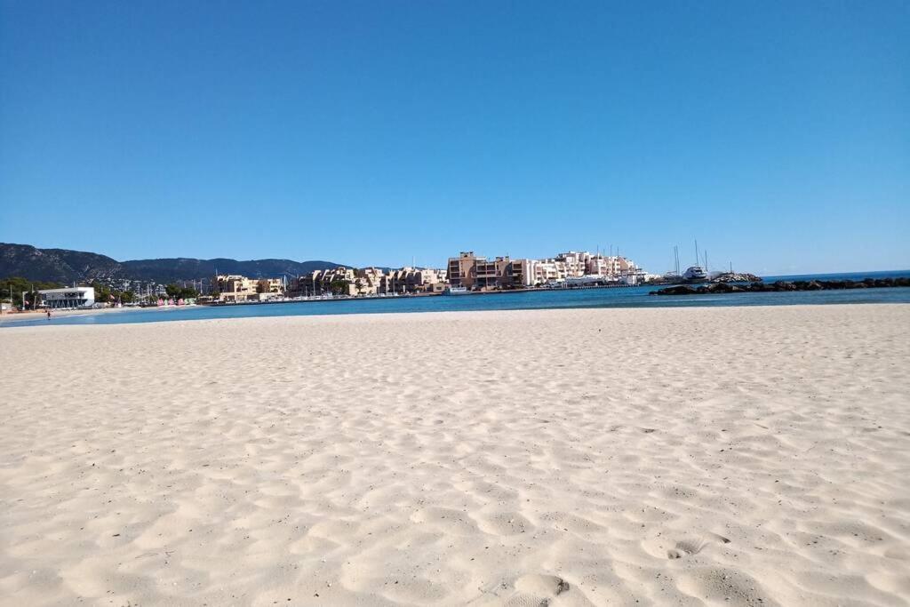 Face Mer Entre Plage Et Marina Bormes-les-Mimosas Exterior photo