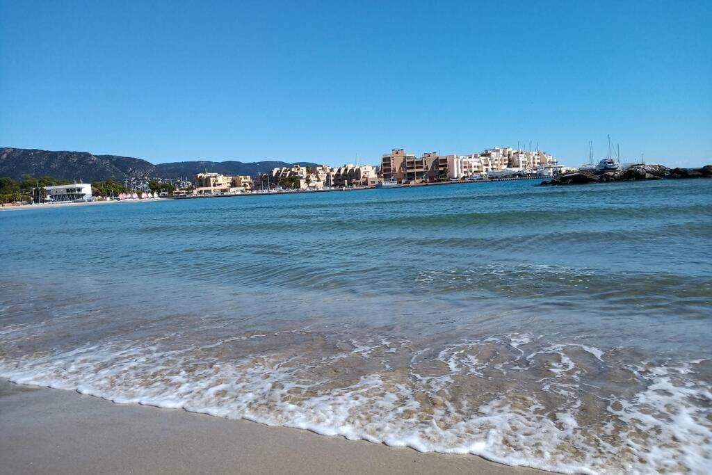 Face Mer Entre Plage Et Marina Bormes-les-Mimosas Exterior photo